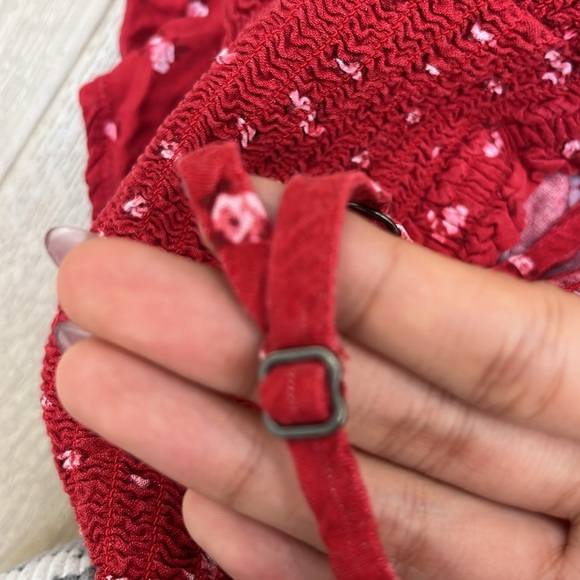 Hollister Smocked Red Floral Romper Dress - Picture 5 of 7